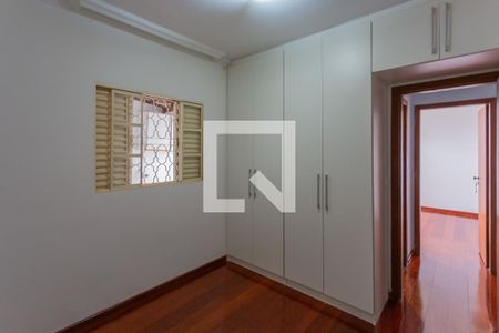 Quarto 1 de casa à venda com 3 quartos, 98m² em Santa Amélia, Belo Horizonte
