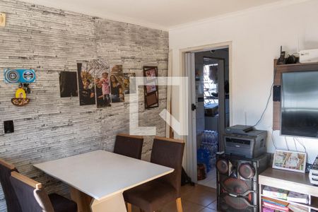 Sala de apartamento à venda com 2 quartos, 70m² em Teresópolis, Porto Alegre