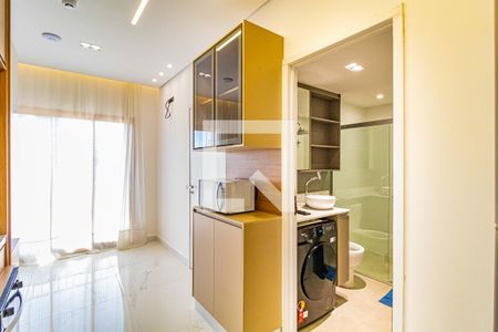 Cozinha de apartamento para alugar com 1 quarto, 38m² em Butantã, São Paulo