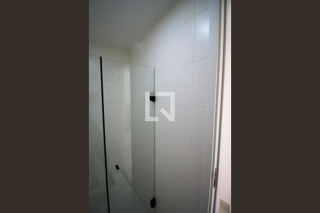 Apartamento para alugar com 32m², 2 quartos e sem vaga Apartamento para alugar com 32m², 2 quartos e sem vagaBanheiro