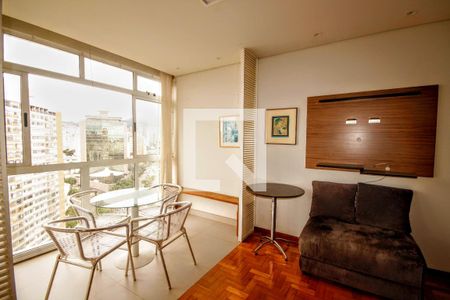 Sala de apartamento à venda com 2 quartos, 128m² em Centro, Belo Horizonte