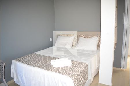 Sala quarto de casa para alugar com 1 quarto, 54m² em Itapuã, Salvador