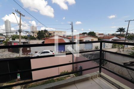 Sacada quarto 1 de casa para alugar com 3 quartos, 115m² em Setor Leste Universitário, Goiânia