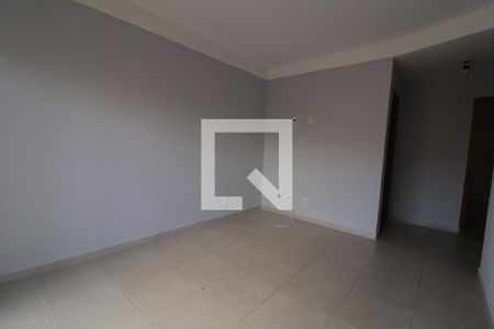 Sala de casa para alugar com 3 quartos, 115m² em Setor Leste Universitário, Goiânia