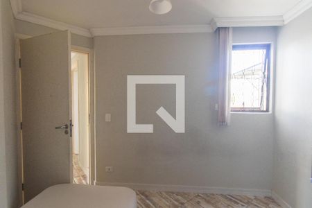 Quarto 1 de apartamento para alugar com 3 quartos, 63m² em Novo Mundo, Curitiba