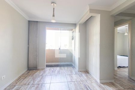 Sala de apartamento para alugar com 3 quartos, 63m² em Novo Mundo, Curitiba