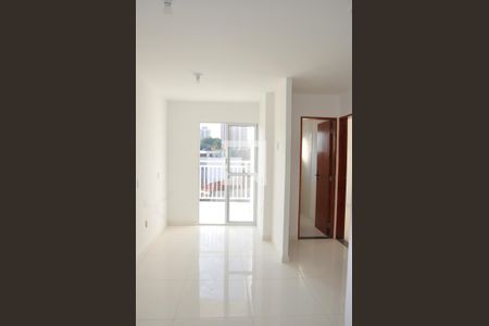 Apartamento para alugar com 45m², 2 quartos e sem vagaSala / Varanda / Cozinha