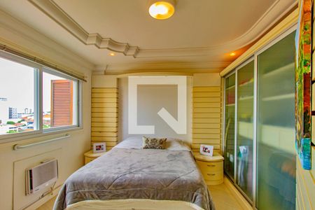 Apartamento à venda com 156m², 3 quartos e 2 vagas Apartamento à venda com 156m², 3 quartos e 2 vagasSuíte