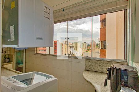 Apartamento à venda com 156m², 3 quartos e 2 vagas Apartamento à venda com 156m², 3 quartos e 2 vagasÁrea de Serviço
