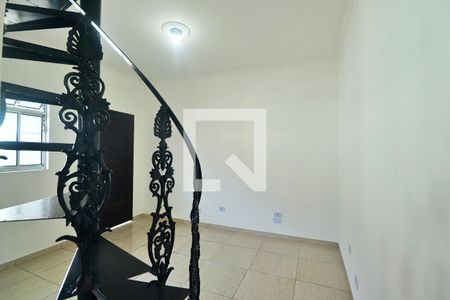 Sala de casa para alugar com 2 quartos, 100m² em Vila Camilópolis, Santo André