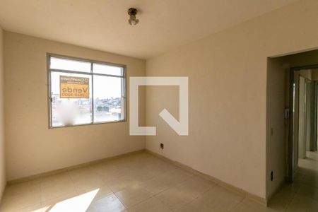 Sala de apartamento à venda com 3 quartos, 70m² em  Renascença, Belo Horizonte