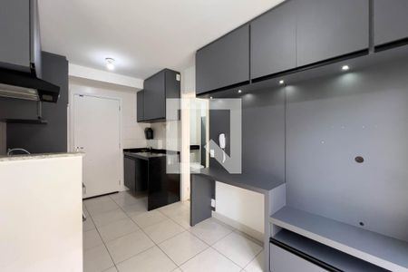 Sala e cozinha de apartamento à venda com 1 quarto, 28m² em Mooca, São Paulo