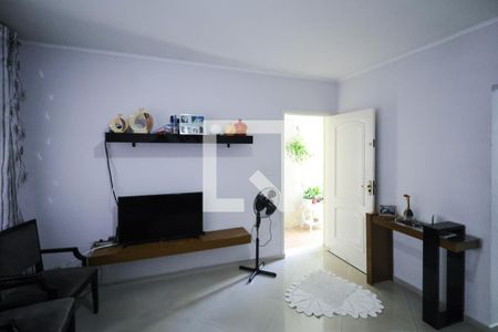 Sala de casa à venda com 3 quartos, 130m² em Vila Liviero, São Paulo