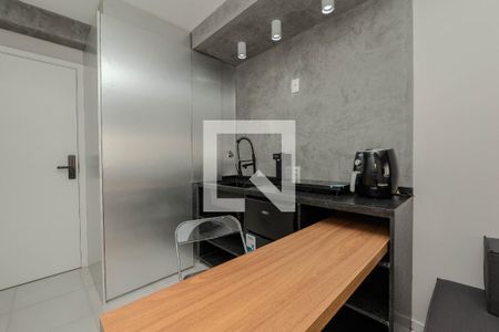 Sala/Cozinha de apartamento para alugar com 1 quarto, 25m² em Bela Vista, São Paulo