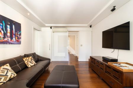 Sala 2 de apartamento à venda com 3 quartos, 336m² em Vila Uberabinha, São Paulo