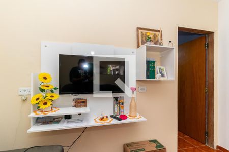 Casa 1 - Sala de casa para alugar com 4 quartos, 130m² em Vila Brasil, São Paulo