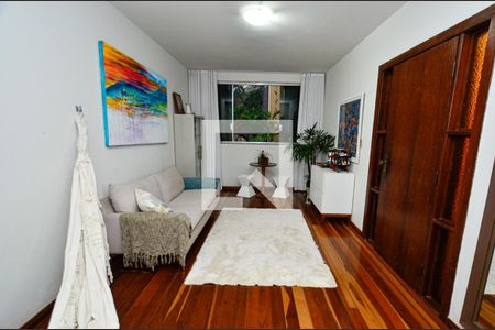 Sala de apartamento à venda com 4 quartos, 115m² em Santo Antônio, Belo Horizonte