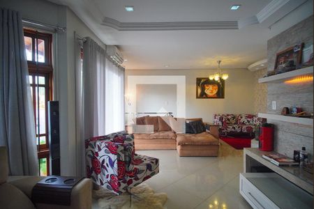 Sala de casa à venda com 4 quartos, 408m² em Rio Branco, Novo Hamburgo