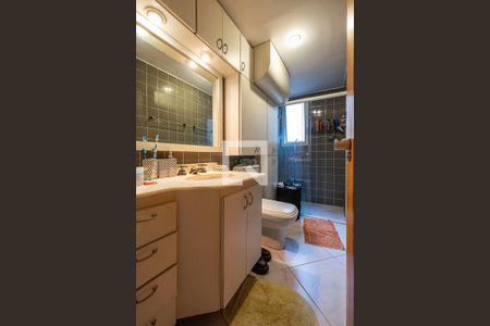 Suíte - Banheiro de apartamento para alugar com 1 quarto, 40m² em Sumarezinho, São Paulo