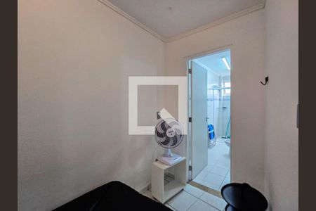 Quarto 1 de apartamento para alugar com 2 quartos, 47m² em Jardim Las Palmas, Guarujá
