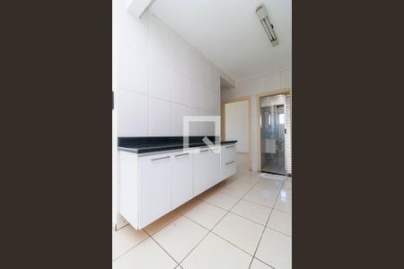 Cozinha de apartamento à venda com 2 quartos, 70m² em Santo Amaro, São Paulo