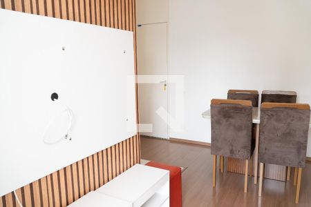 Sala de apartamento para alugar com 2 quartos, 54m² em Vila Praia, São Paulo