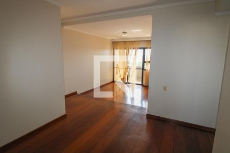 Sala de estar e jantar de apartamento para alugar com 2 quartos, 96m² em Bosque, Campinas