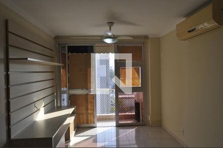 Sala de apartamento à venda com 3 quartos, 78m² em Pilares, Rio de Janeiro