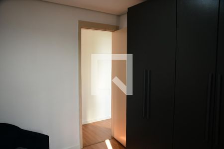 Quarto de apartamento para alugar com 2 quartos, 72m² em Jardim Pioneiro, Cotia