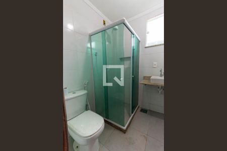 Banheiro de kitnet/studio para alugar com 1 quarto, 30m² em Engenho do Mato, Niterói