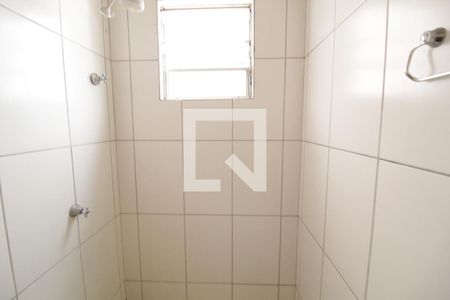 Banheiro do Quarto 1 de apartamento para alugar com 3 quartos, 54m² em Brasil, Uberlândia