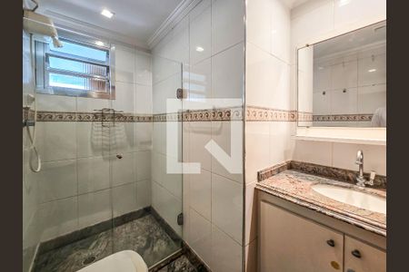 Banheiro Social de apartamento para alugar com 4 quartos, 300m² em Jardim Praiano, Guarujá