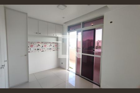 Quarto 1 de apartamento para alugar com 3 quartos, 88m² em Pechincha, Rio de Janeiro