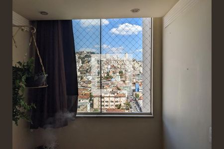 Varanda  de apartamento à venda com 3 quartos, 68m² em Santa Efigênia, Belo Horizonte