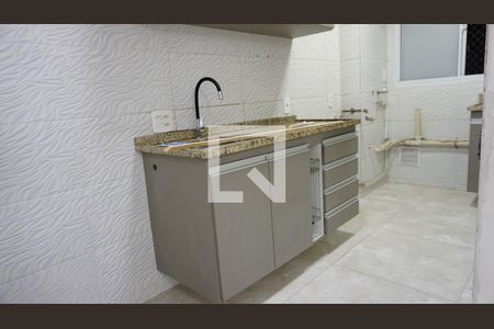 Cozinha de apartamento à venda com 2 quartos, 42m² em Gardênia Azul, Rio de Janeiro