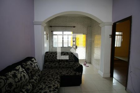 Sala de casa à venda com 3 quartos, 81m² em Penha, Rio de Janeiro