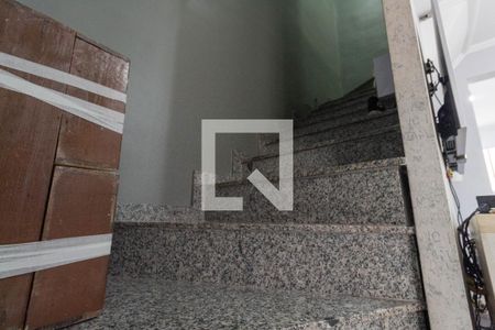 Escada de casa à venda com 2 quartos, 75m² em Vila Matilde, São Paulo