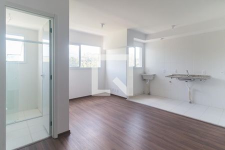 Quarto/Cozinha de kitnet/studio para alugar com 1 quarto, 26m² em Botujuru, Mogi das Cruzes