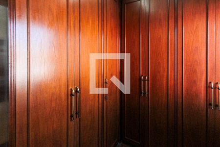 Casa para alugar com 183m², 3 quartos e 3 vagas Casa para alugar com 183m², 3 quartos e 3 vagasCloset