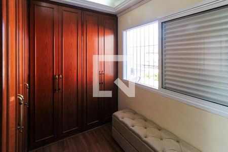 Casa para alugar com 183m², 3 quartos e 3 vagas Casa para alugar com 183m², 3 quartos e 3 vagasCloset