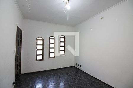 Casa à venda com 100m², 2 quartos e 2 vagasSala 