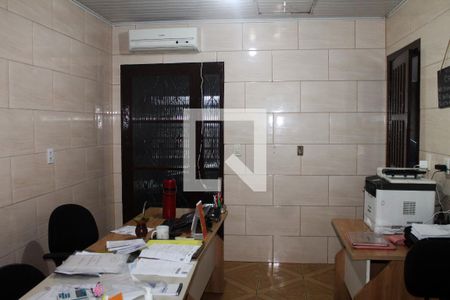 Sala de casa à venda com 3 quartos, 140m² em Centro, São Leopoldo
