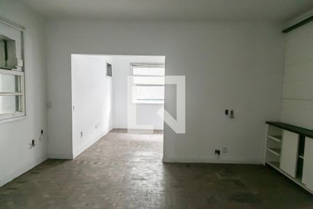 Sala de casa à venda com 3 quartos, 250m² em Petrópolis, Porto Alegre