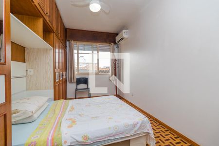 Quarto 1 de apartamento para alugar com 2 quartos, 67m² em Azenha, Porto Alegre