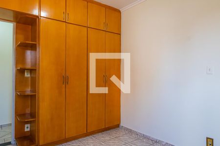 Quarto 1 de apartamento à venda com 2 quartos, 60m² em Vila Satúrnia, Campinas