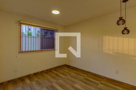 Sala de apartamento para alugar com 1 quarto, 41m² em Olaria, Canoas