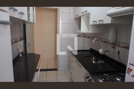 Cozinha e Área de Serviço de apartamento à venda com 2 quartos, 40m² em Medeiros, Jundiaí