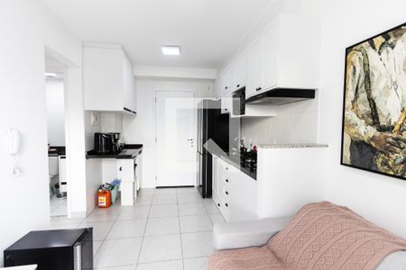 Sala/Cozinha de apartamento à venda com 2 quartos, 34m² em Barra Funda, São Paulo