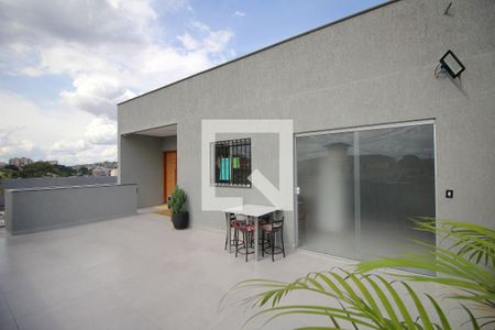 Varanda de casa para alugar com 3 quartos, 60m² em Esplanada, Belo Horizonte