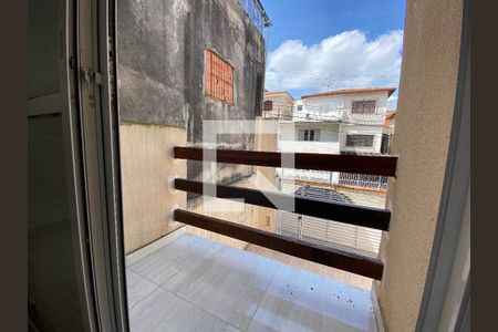 Varanda da suíte 1 de casa para alugar com 3 quartos, 130m² em Cidade Domitila, São Paulo